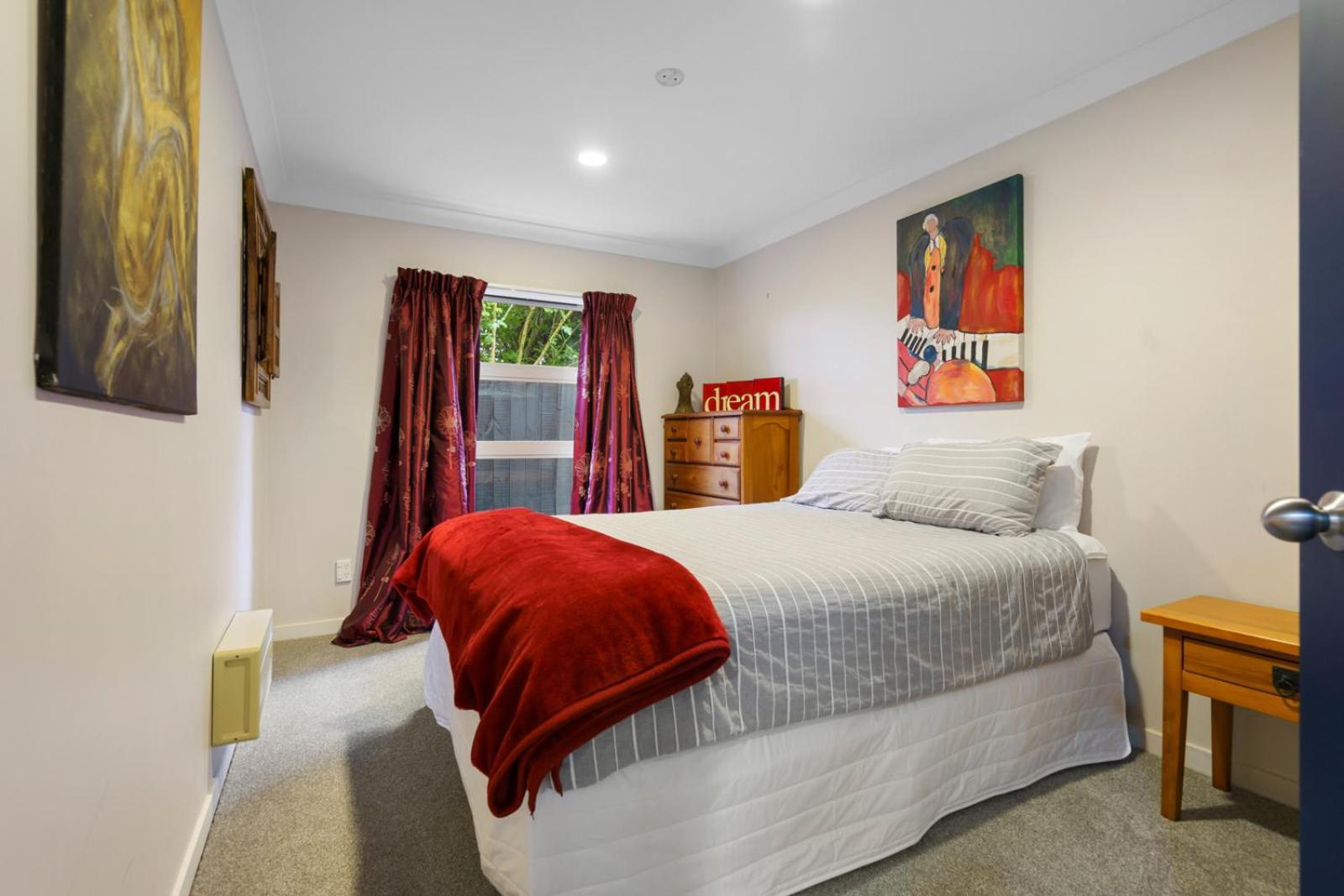 Sunny, Quiet, 2-Bedroom Unit In Fabulous Location! Cambridge Bagian luar foto